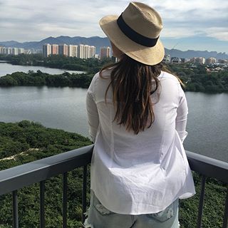 Meu day off com @bocarosablog e @blogmayaracardoso foi tão incrível aqui no @grandhyatt_rio! A gente dormiu muito (só que não), mas se aconselhou tanto que o corpo nem sentiu! Muito amor por essa oportunidade de troca tão genuína em todos os sentidos! #grandhyattrio <via Jô>