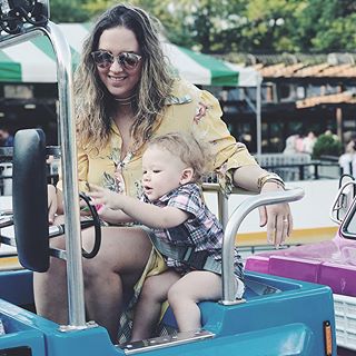 Quem estiver em NY com criança não pode deixar de conhecer o Victorian Garden no Central Park, na altura da rua 59! Programa delicinha inclusive para as crianças pequenas! #futiemnyc #arthurppr < via Cá > Quem estiver em NY com criança não pode deixar de conhecer o Victorian Garden no Central Park, na altura da rua 59! Programa delicinha inclusive para as crianças pequenas! #futiemnyc #arthurppr < via Cá >